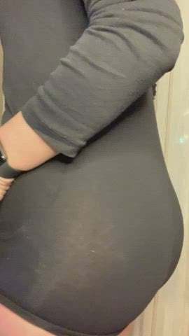 Would make my day if at least one person loved my fat ass 😇