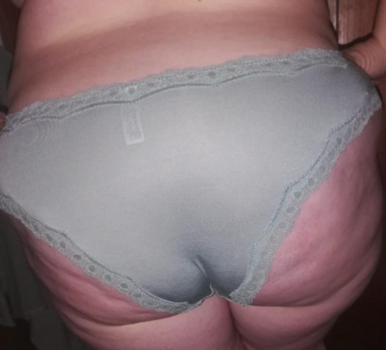 Read more about the article some bum fun…  Huge Asses