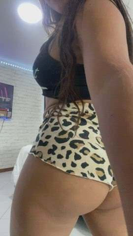 Do you like my latina-booty honey?