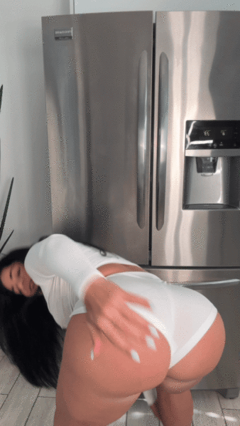 Too hot to be a mom?