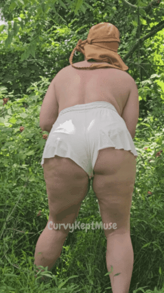 Big Butt Required to Pick Berries