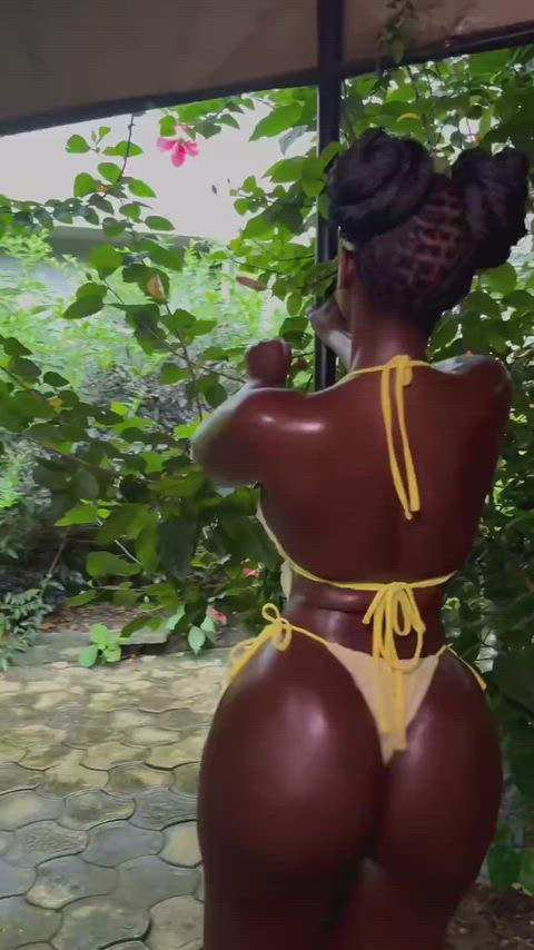 this bubble jiggles crazy