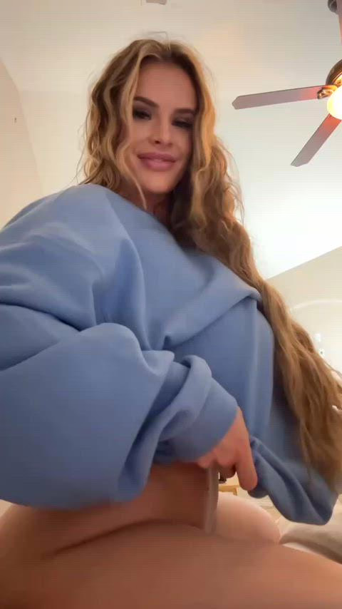 I can barely fit to the camera frame