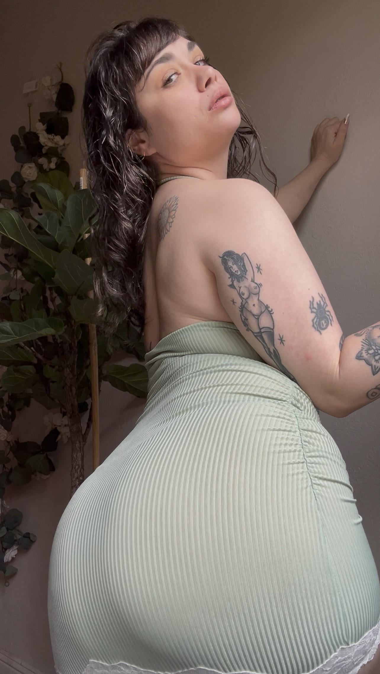 Break Yo Dick Thick Lift my dress and