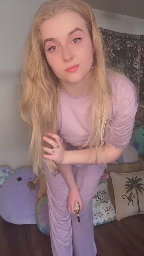 Thick White Girls I love my body… do u