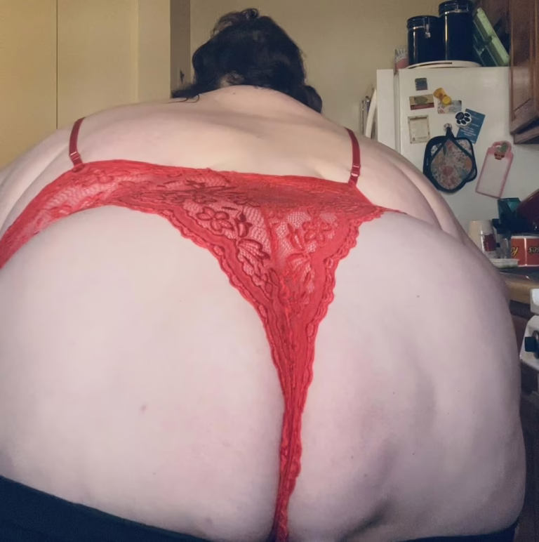 Ill cheer u up on this Monday 😝