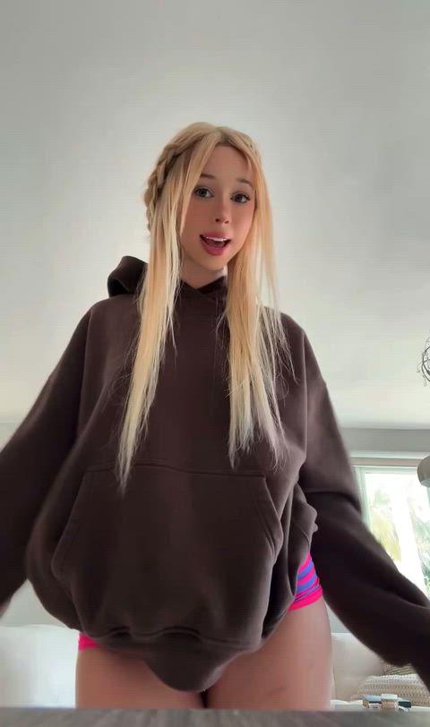 Big Asses Blonde bouncy and way too proud of