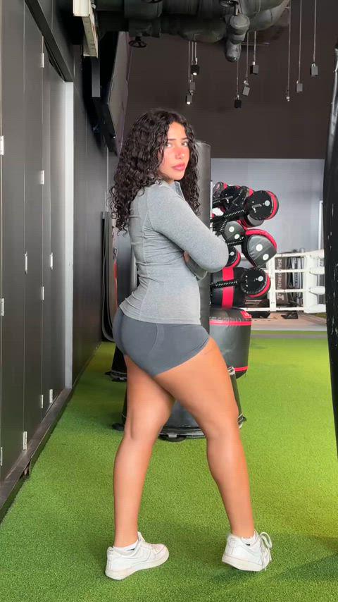 Big Asses serving thick college cheeks HoneyBllum