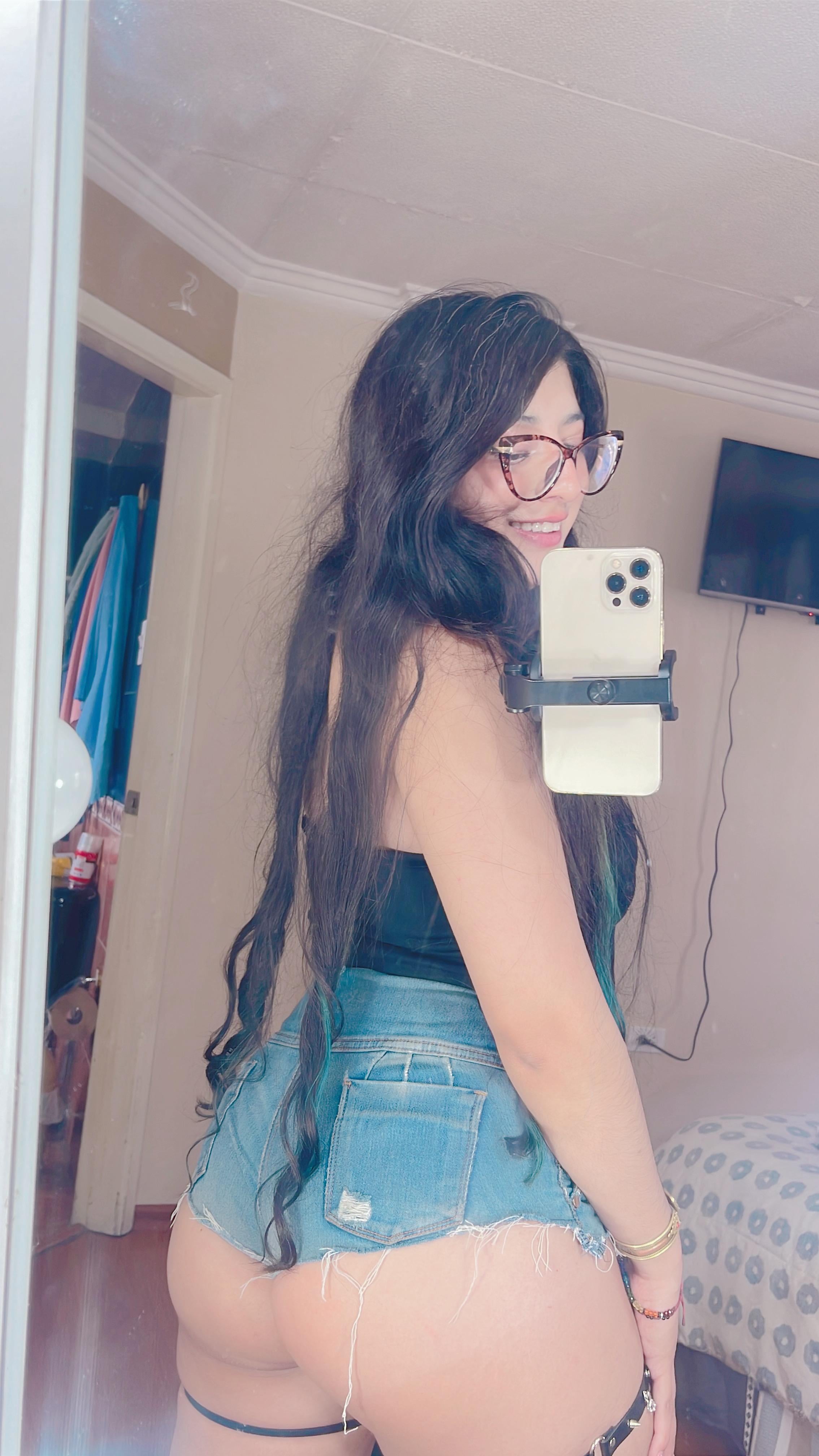 PALG More ass than brians here evans twins