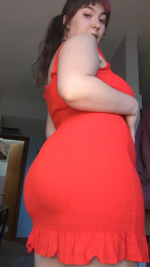 Thick White Girls Enjoy my thick body DelilahTheBaker