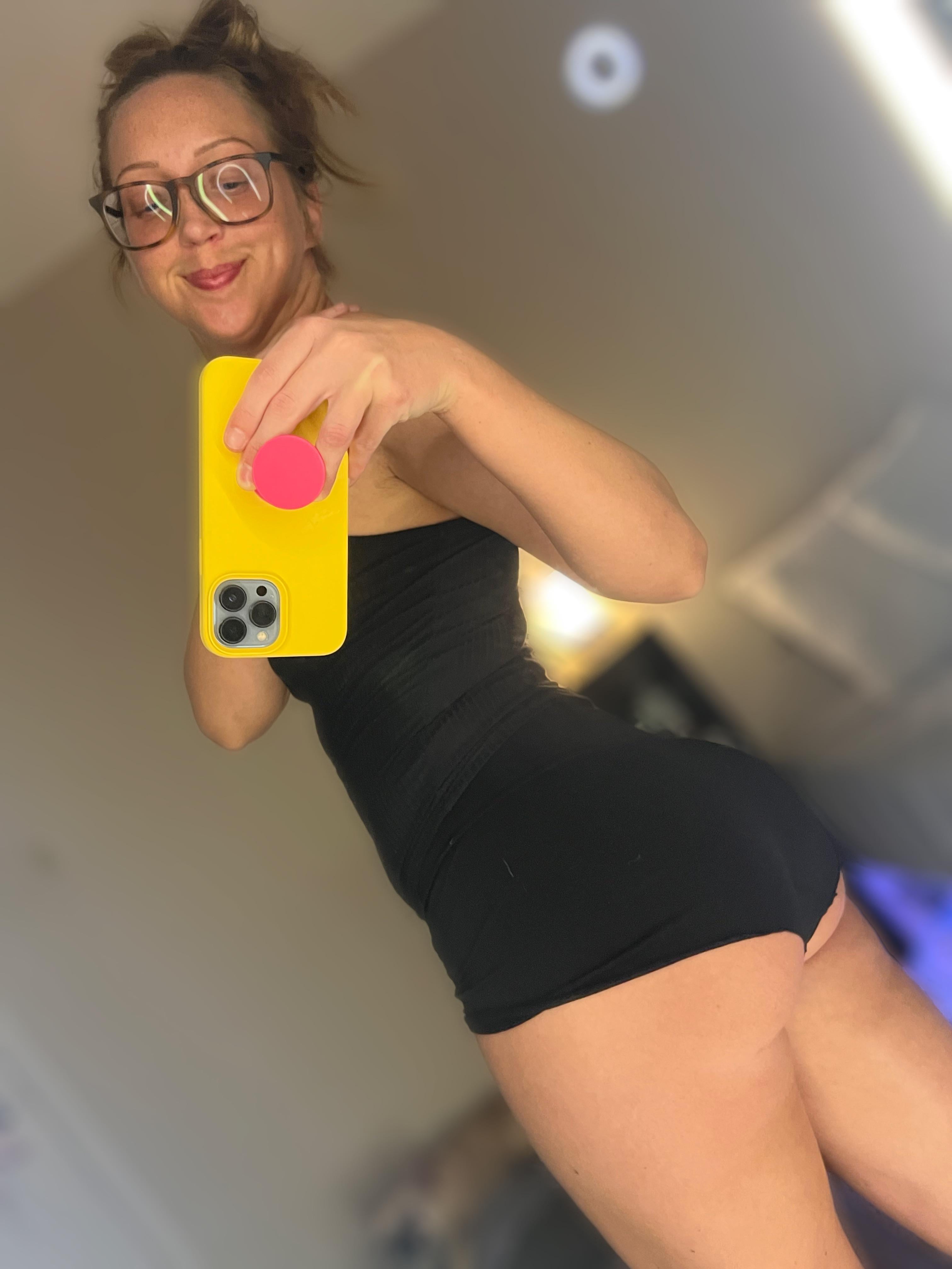 Big Asses pawg in booty shorts torontoblondie6