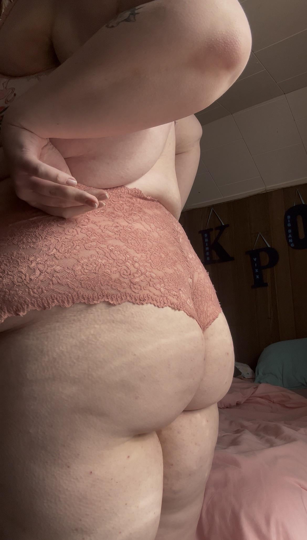 Dump Truck Bootys Squishy ass weyytsac