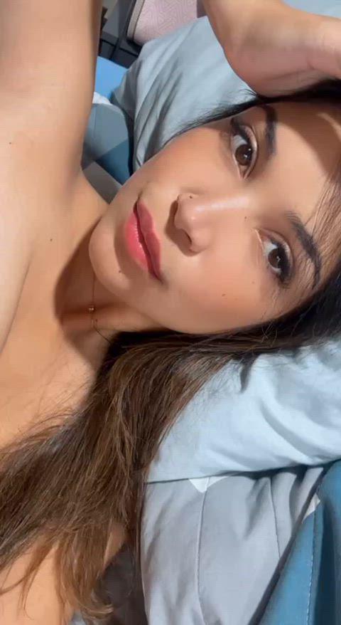 Thick White Girls Can I park this buns in