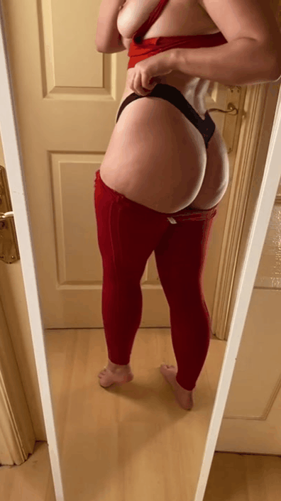 1779882132 638 Thick White Girls Im the type of girl that