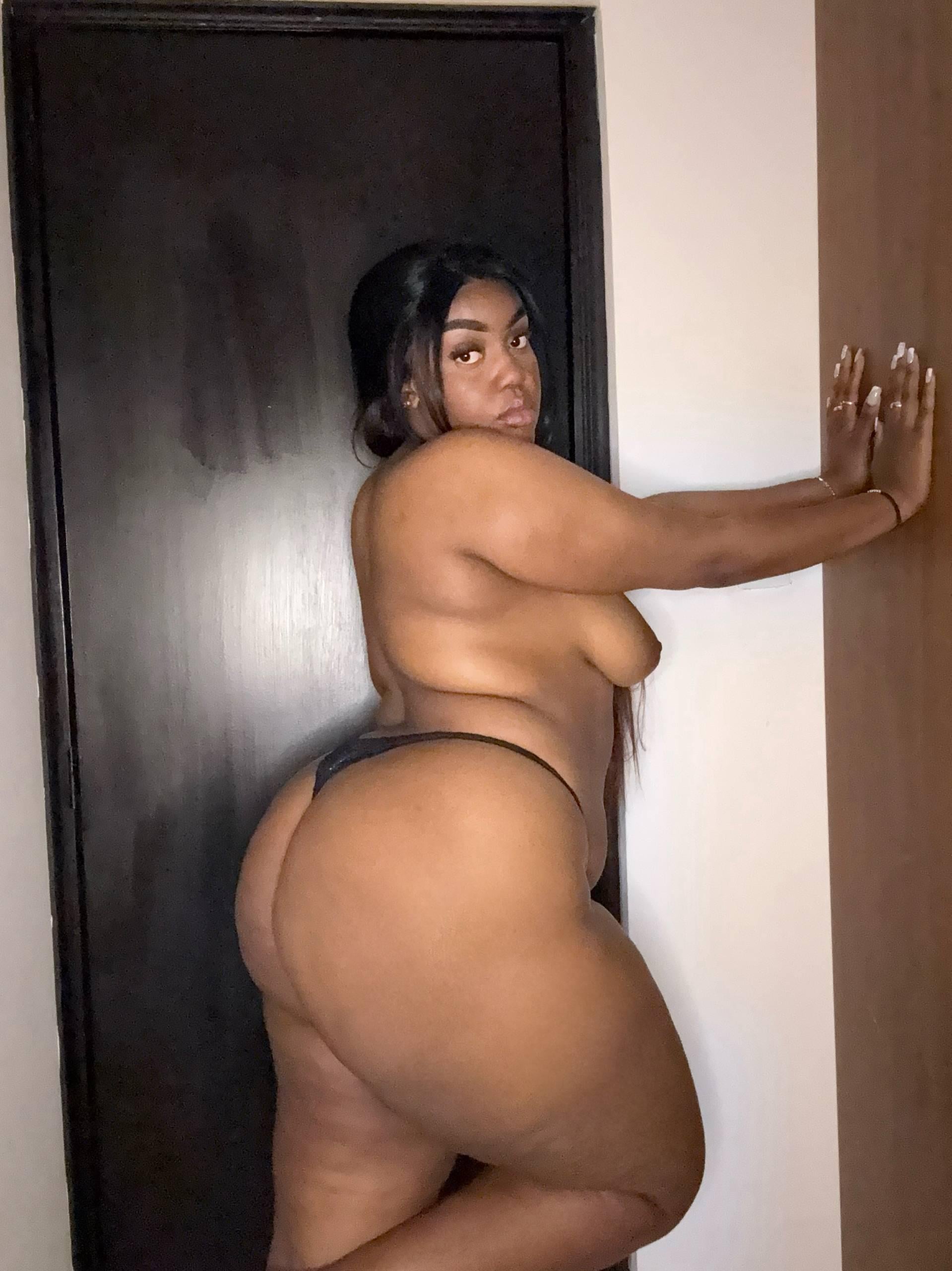 Big Asses Oversized dumptruck is coming your way