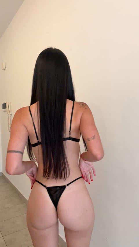 Big Asses im dating only older guys im