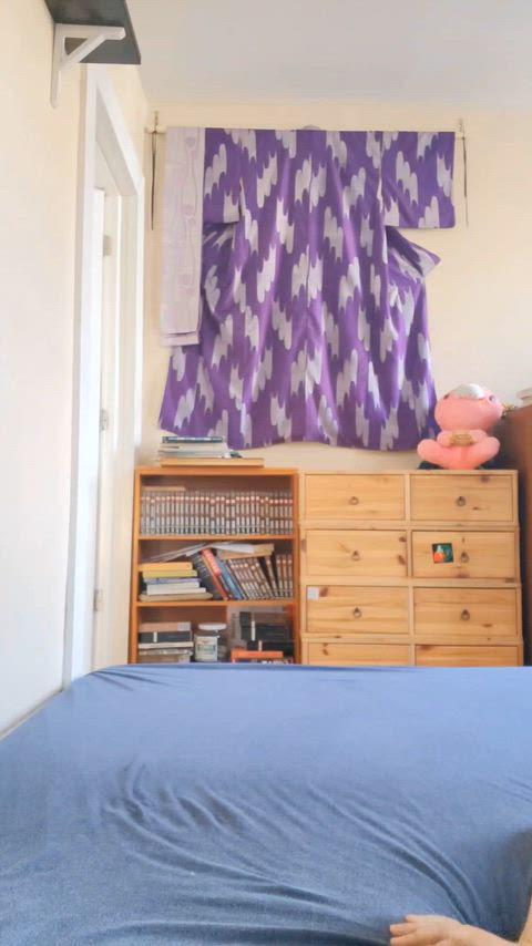 Bubble Butts Dont mind me bouncing on the bed