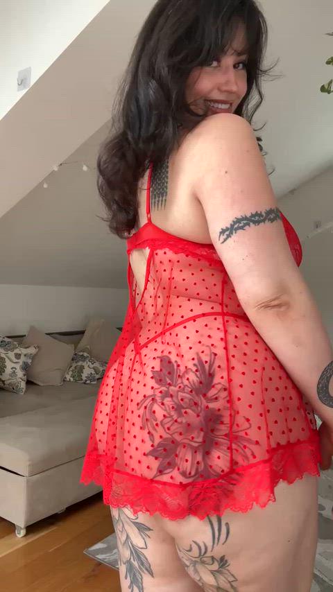 Dump Truck Bootys Would u slap my dumptruck booty
