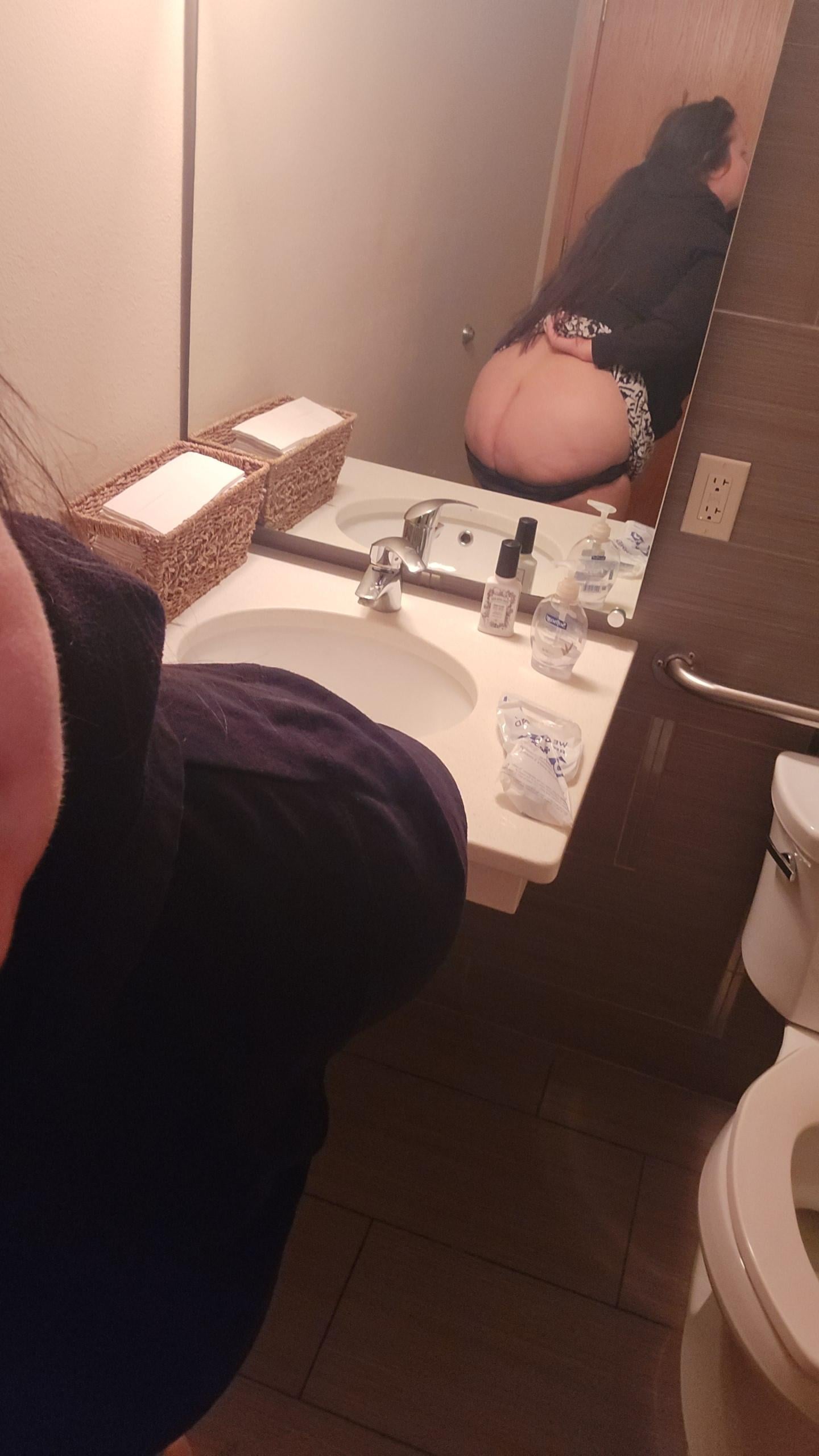 Big Asses Quick pic at the dentist rayleeluvsdickk