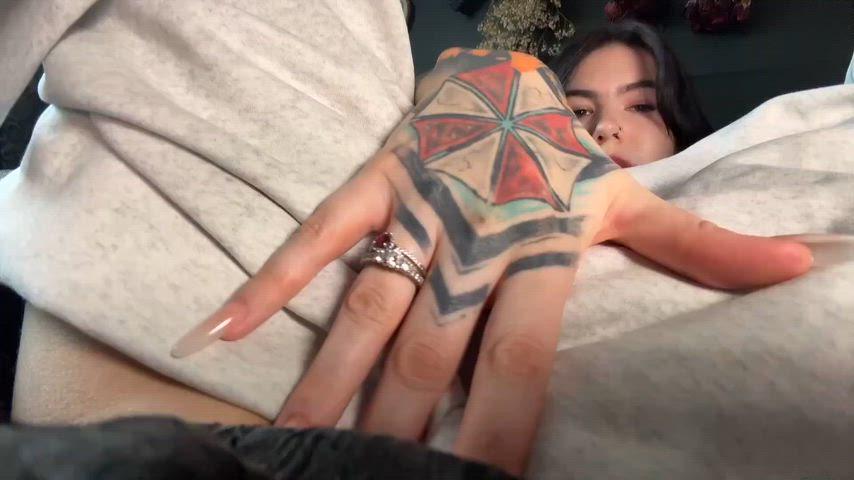 Thick White Girls Would you ever consider fucking a