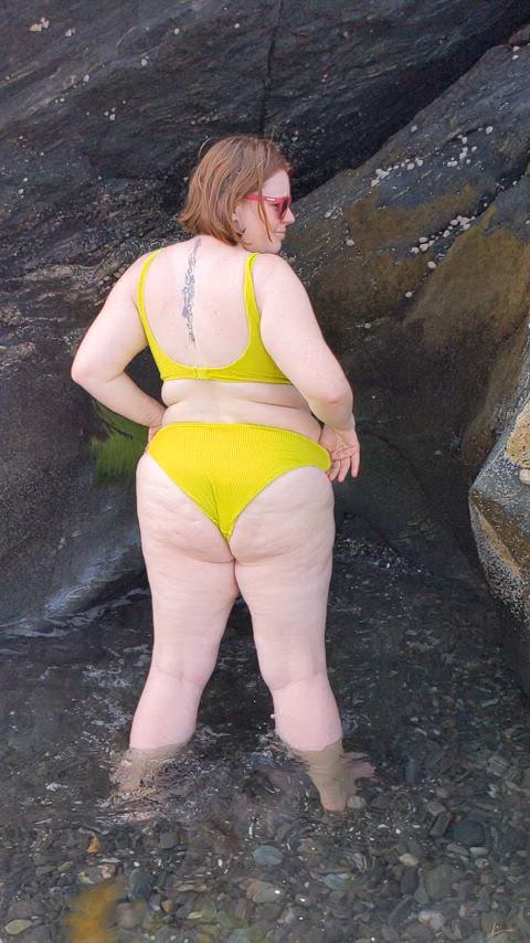 Big Asses Use this ass at the beach