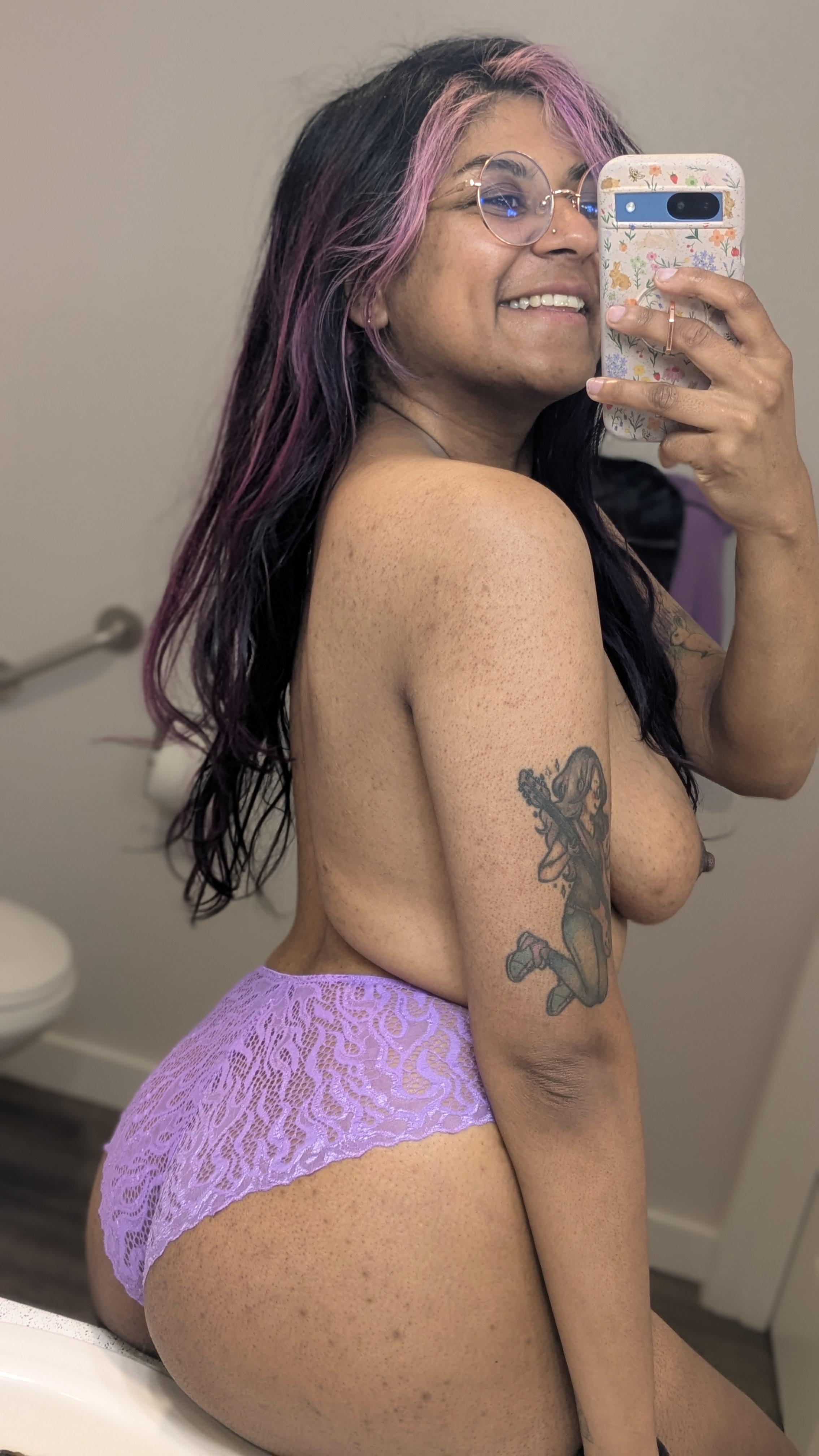 Break Yo Dick Thick a shy exhibitionist malika meteorite