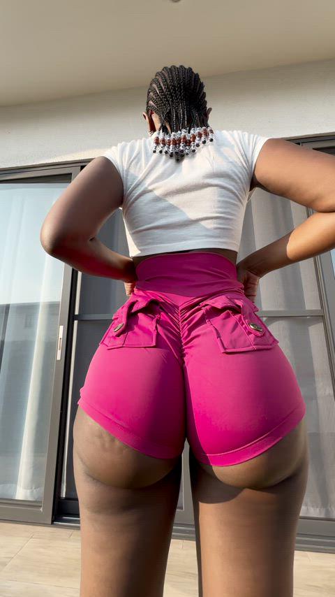 Bubble Butts The sun kissed my bubble and now