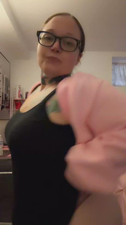 Dump Truck Bootys Such a good PAWG Visible Drops