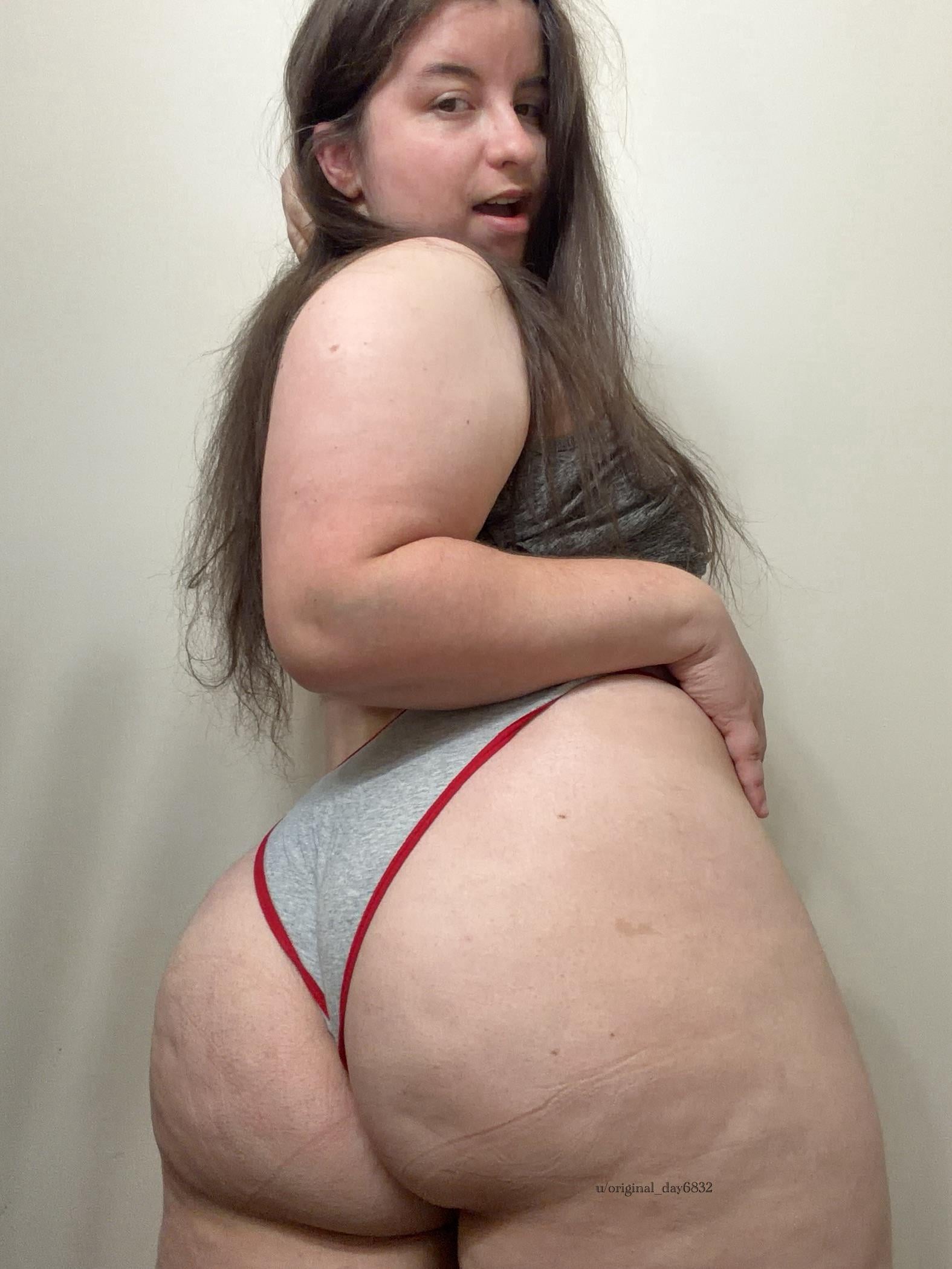 Thick White Girls My booty is made to make