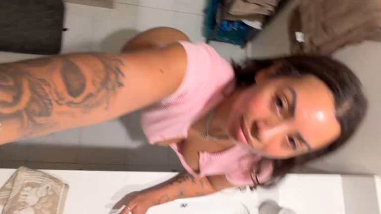 Redditors over 30... smash or skip?